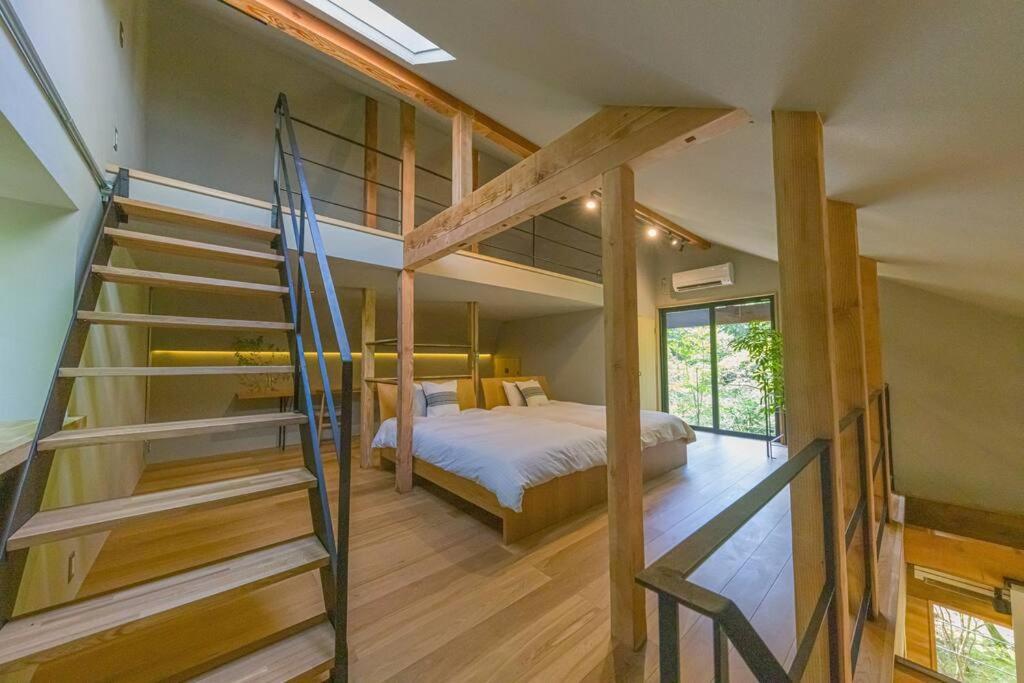 Вилла ロックフォレスト北軽井沢 Экстерьер фото