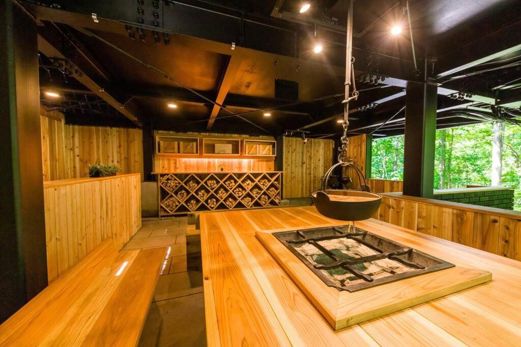 Вилла ロックフォレスト北軽井沢 Экстерьер фото